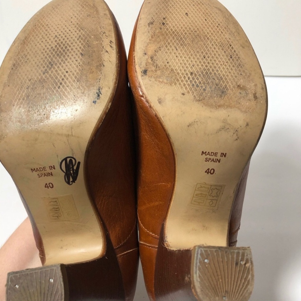 Office London leather slip on ankle bootie heels. Size 40 - Picture 7 of 7